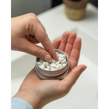 Dentifrice en pot de 60 pastilles à croquer menthe – Apimani