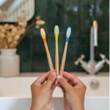 Manche rechargeable enfant en bois – Hygiène dentaire