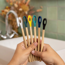 manche triangulaire en bois de charme – Hygiène dentaire